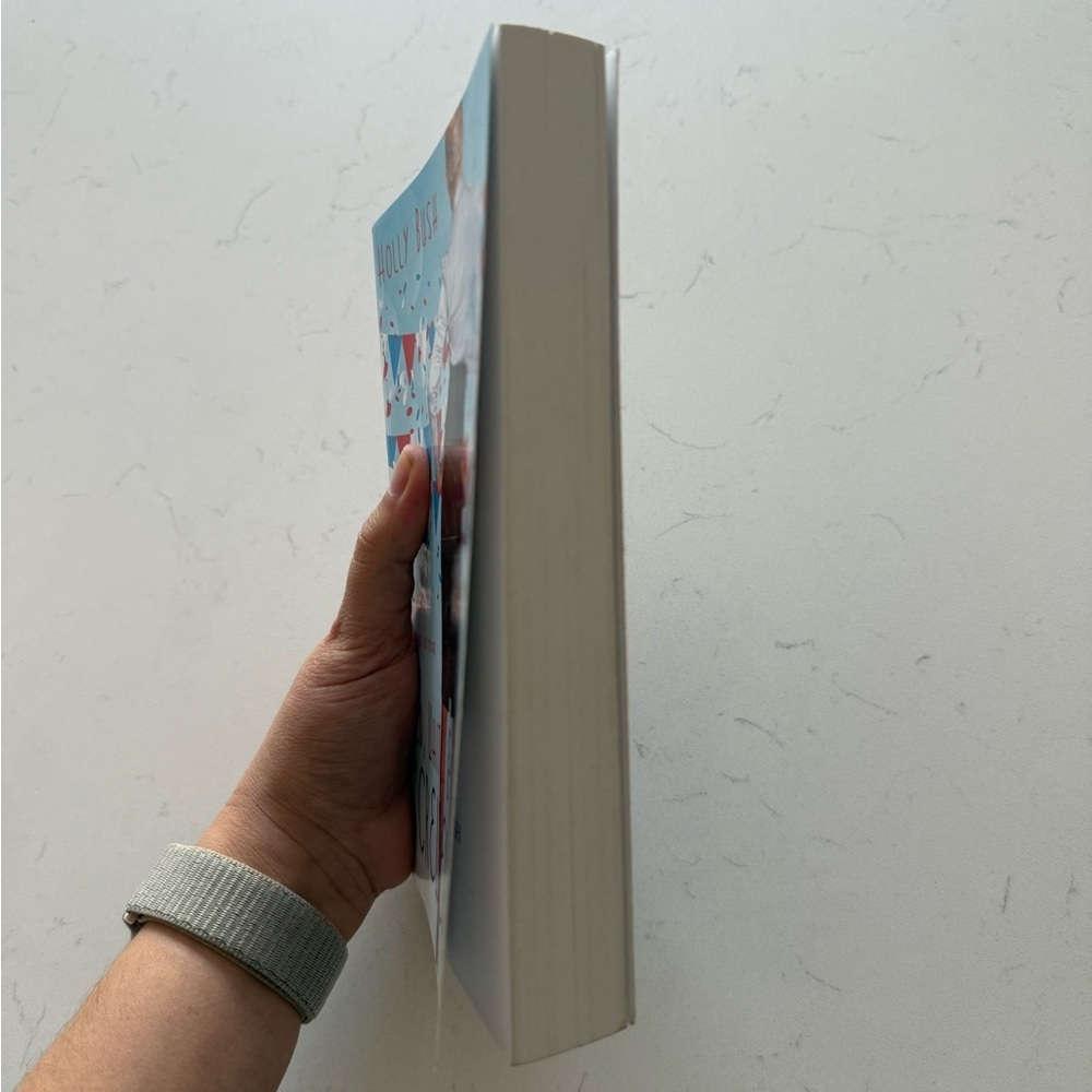 Red White & Screwed Politics Just Got Personal - Paperback Book - Picture 4 of 5